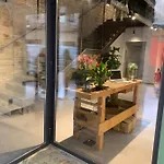 Vtz The Botanic Hostel Saragossa
