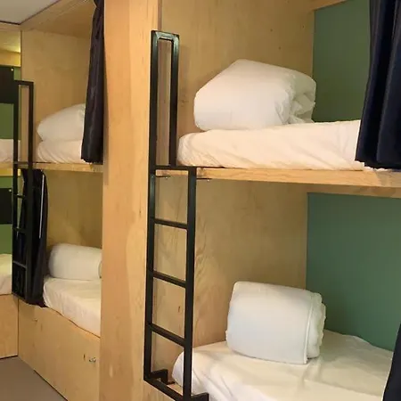 Hostel Vtz The Botanic *