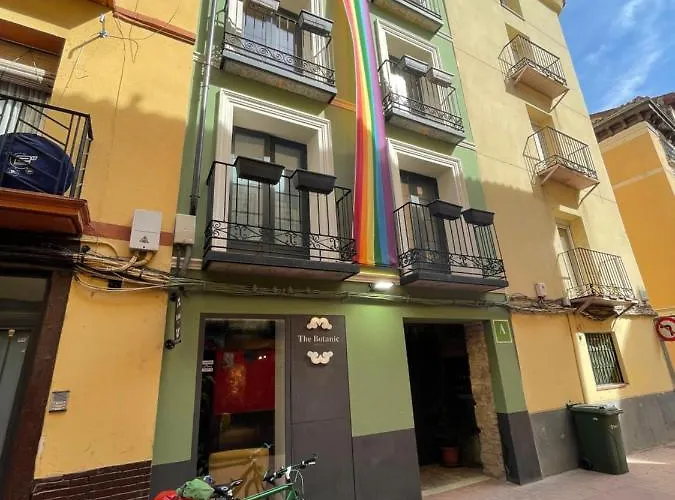 Vtz The Botanic Hostel