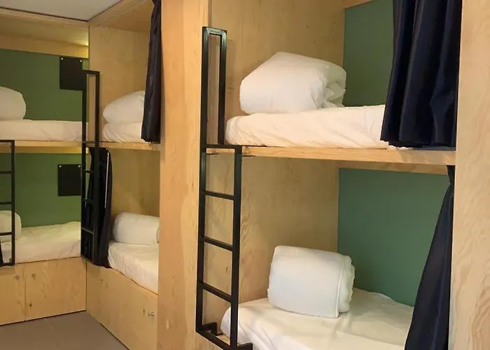 Hostel Vtz The Botanic *