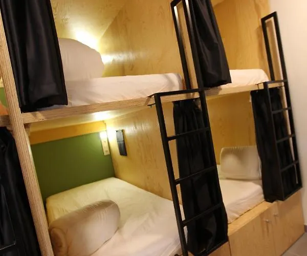 Hostel Vtz The Botanic Zaragoza