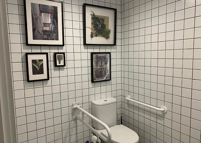 Vtz The Botanic Hostel *